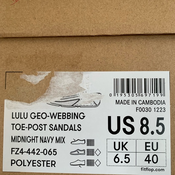 FITFLOP LULU GEO-Webbing aqua blue sandals in size 8.5 NIB NWT - Picture 3 of 9